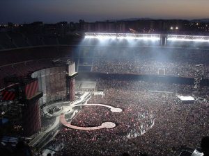 Uu2 camp nou barcelona tour 2005 vertigo